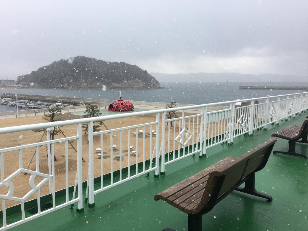 Naoshima Backpackers Guesthouse photo