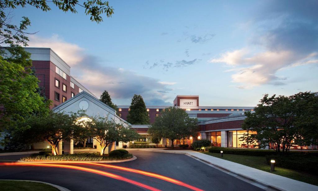 Hyatt Regency Deerfield, Deerfield