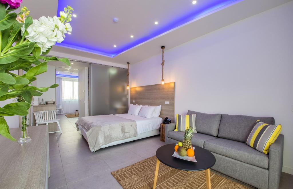 Island Boutique Hotel — Hotel rooms in Larnaca, Larnaca Region