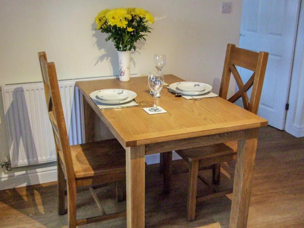 Oak Tree Cottage, Leven photo 4
