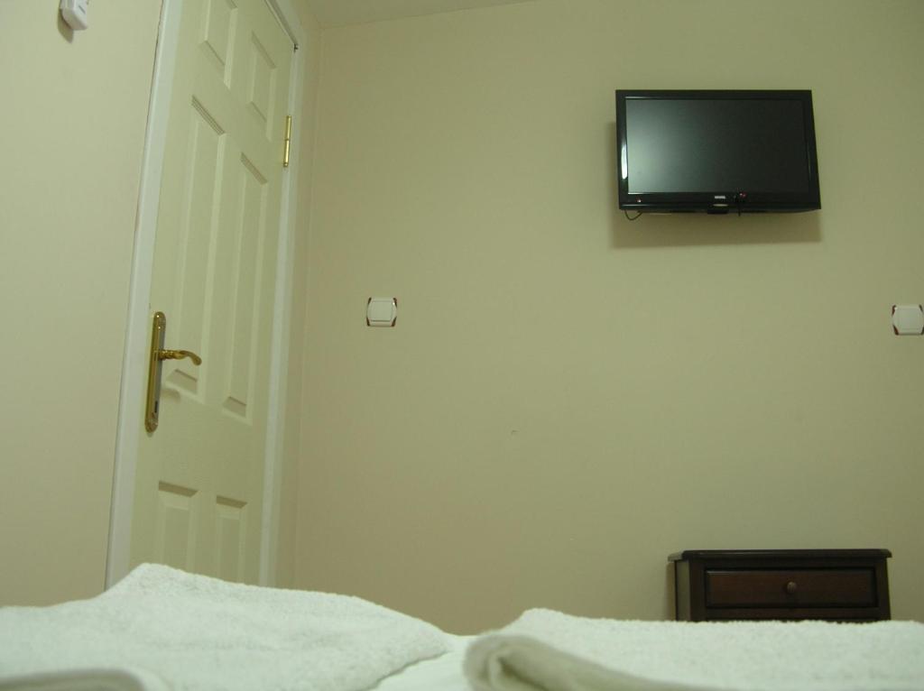 Turko Apartments photo