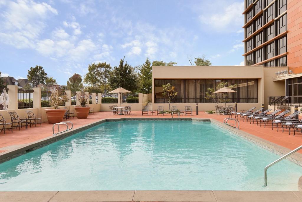 University Plaza Hotel