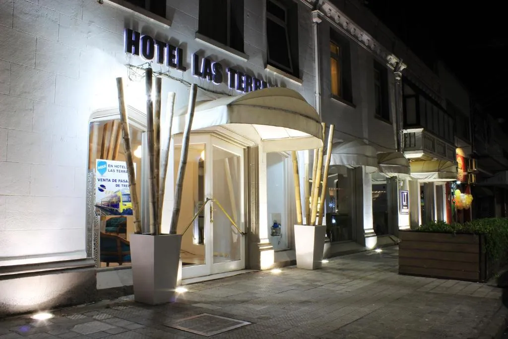 拉斯特拉扎快捷酒店，位于奇廉的酒店