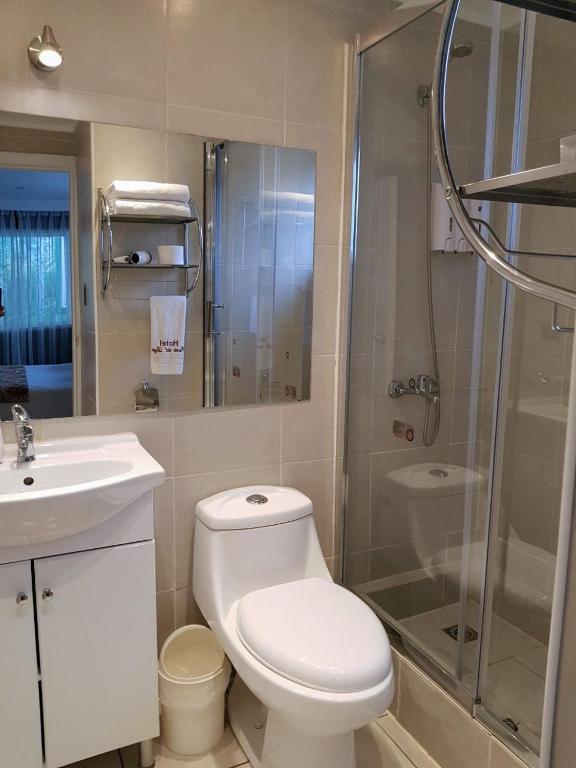 Hotel Puerta del Lago photo