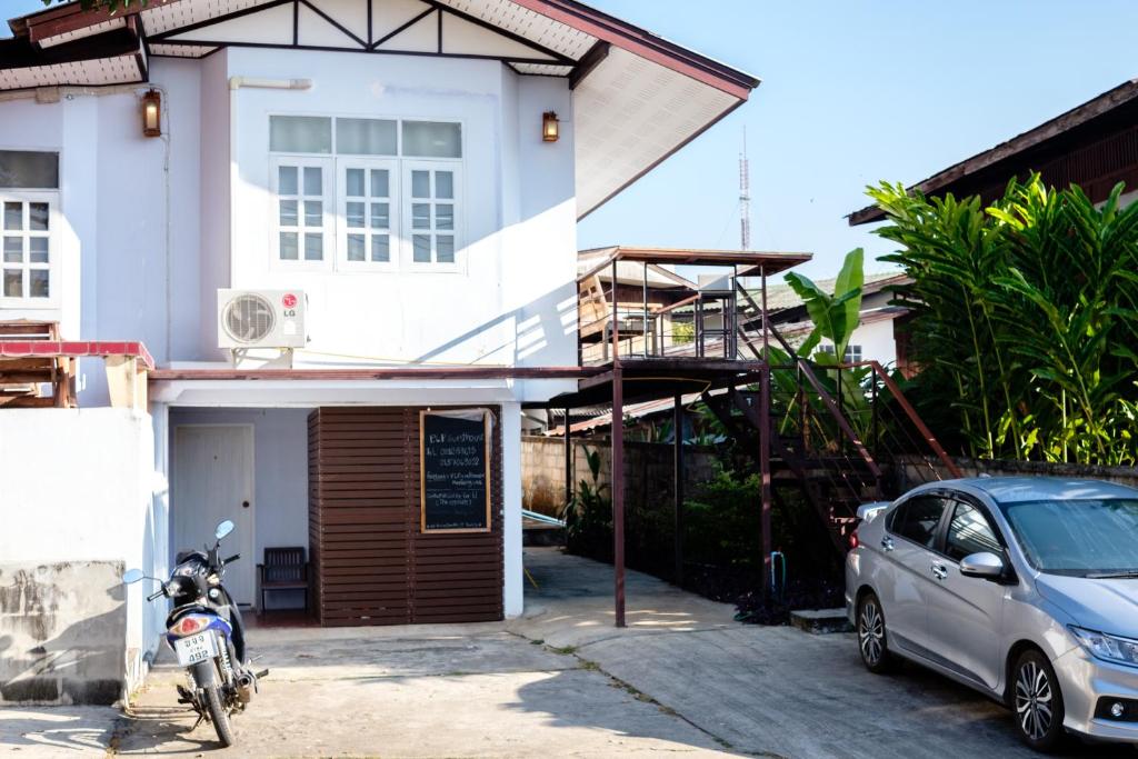 P.L.P Guesthouse - Mae Hong Son photo