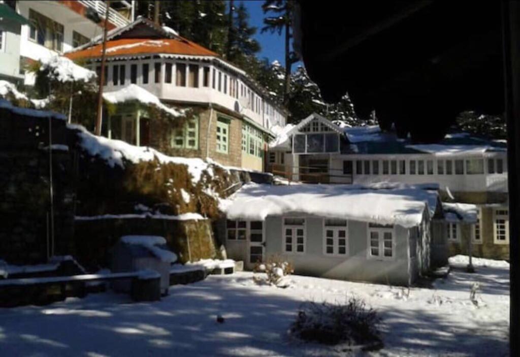 Vacation Rentals and Holiday homes in Dalhousie, India price from 17