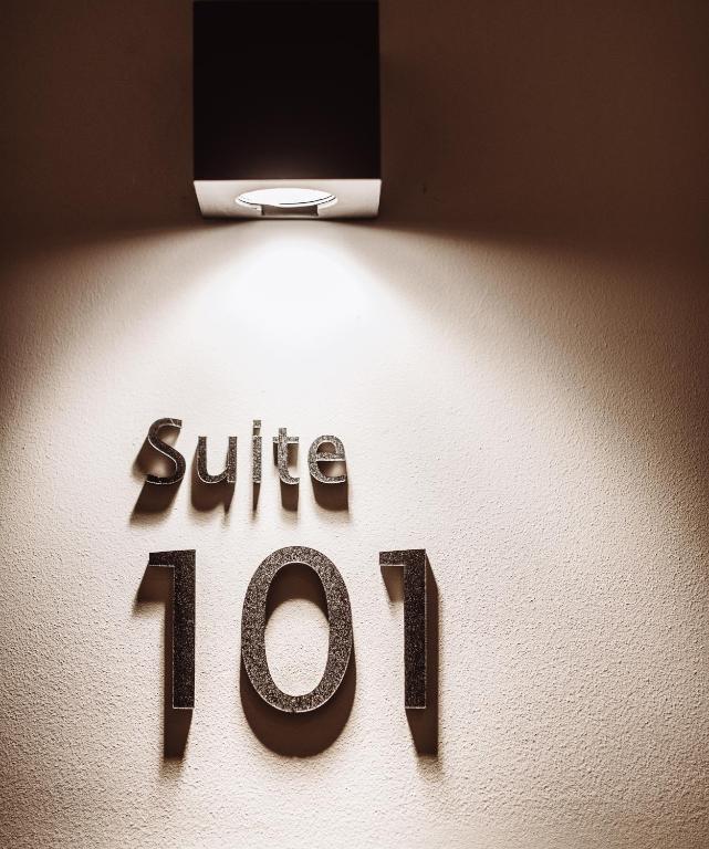 Facilities, Estella luxury suites in Turin