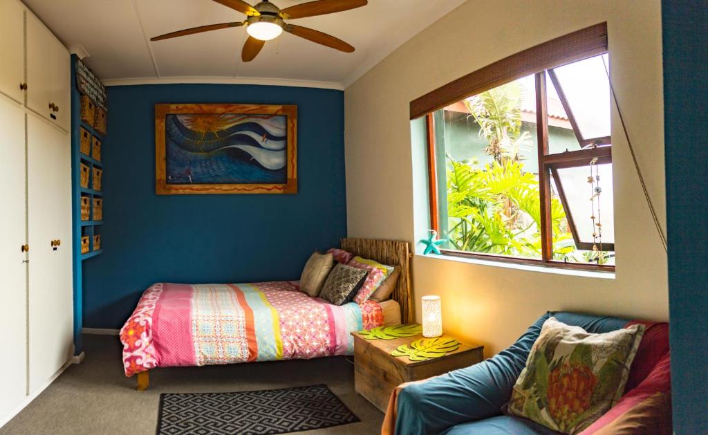 Family Room with Private Bathroom, African Ubuntu Backpackers in Jeffreys Bay