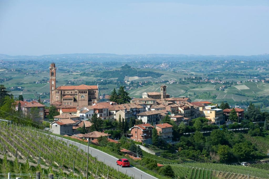 Albergo Castiglione Langhe, Castiglione Tinella - Offerte Speciali e