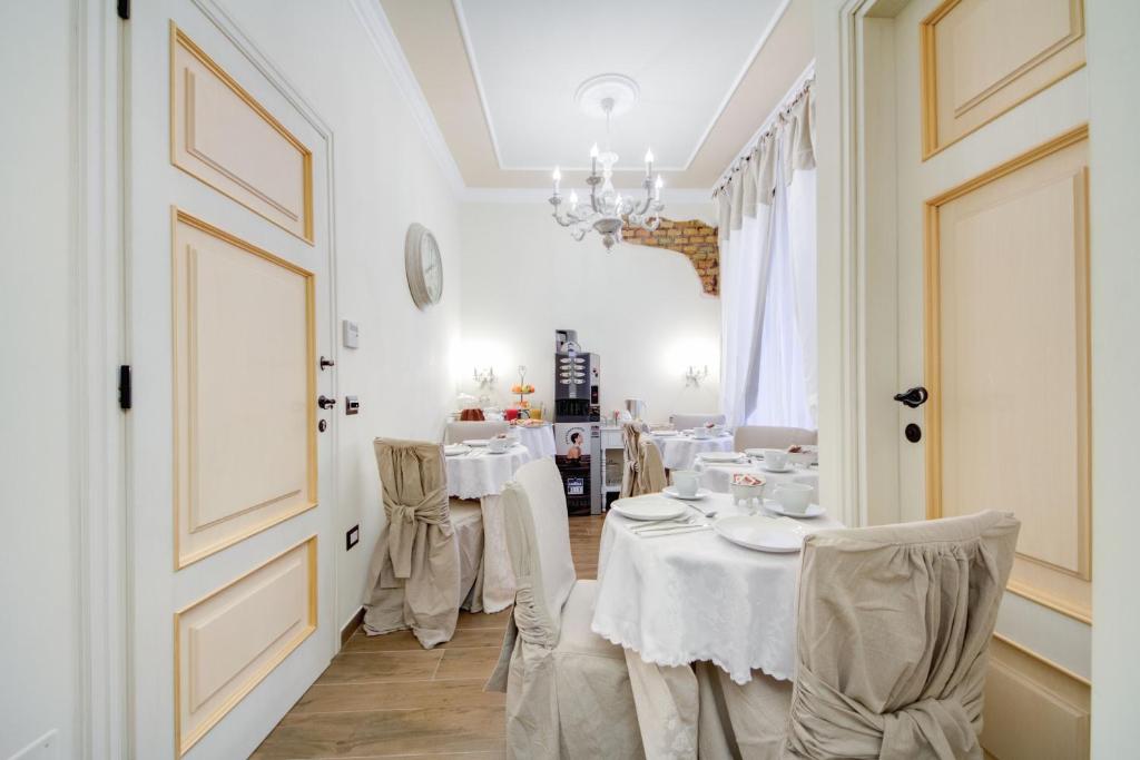 Lunaria Suites Rome Vaticano 8