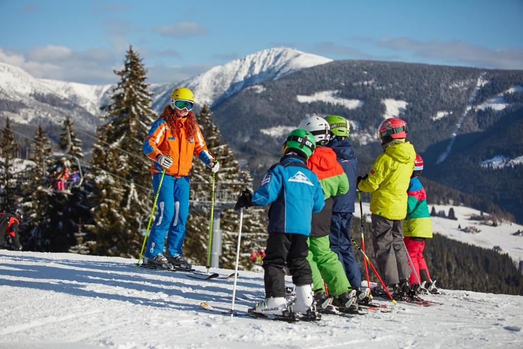 กีฬาและกิจกรรมสันทนาการ