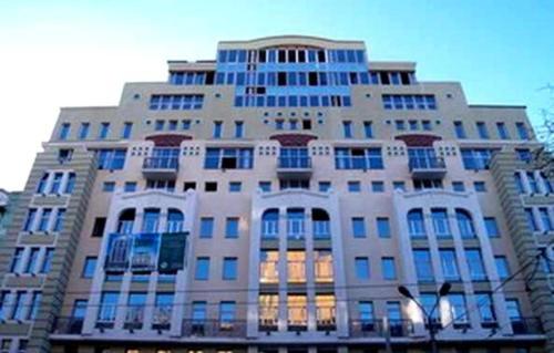 VIP kvartira na Saksahanskoho 121 — Hotel in Kyiv