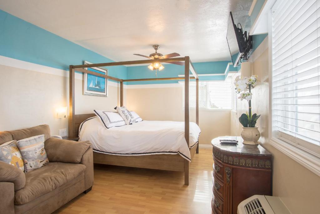 The Inn at Sunset Cliffs photo