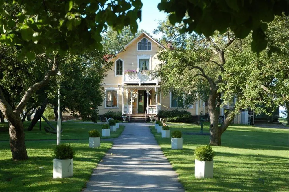 Warfsholm, hotel v destinaci Klintehamn