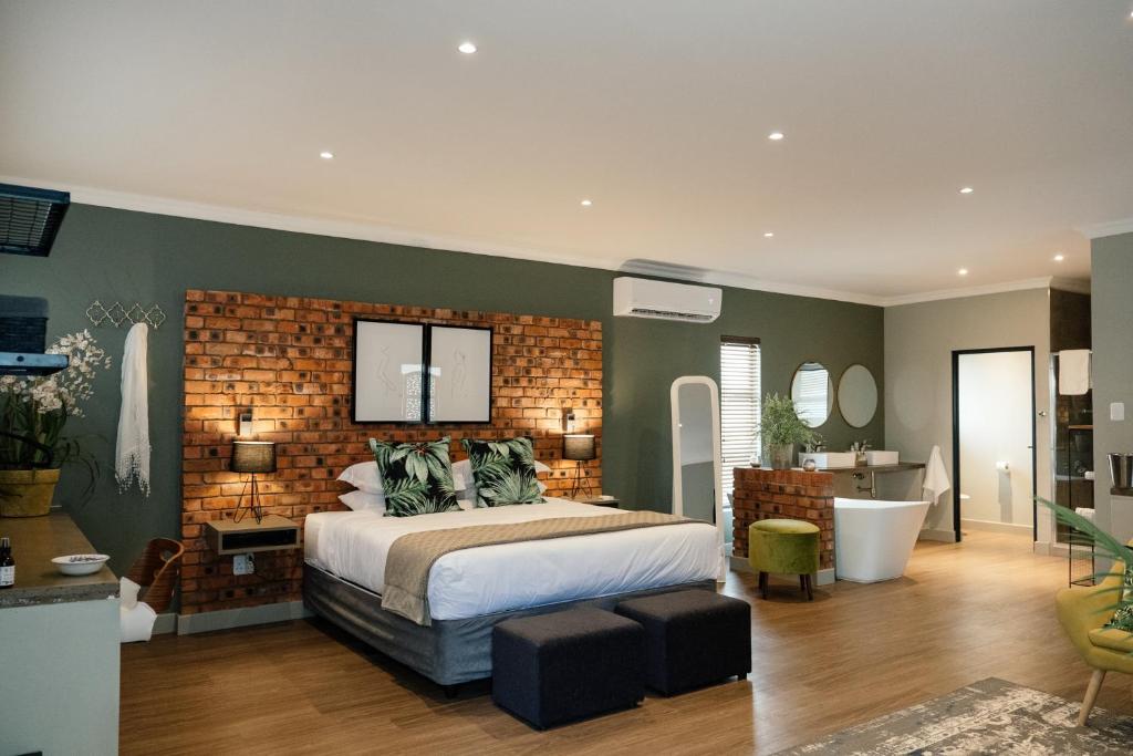 Pepper Tree Venue &amp; Guesthouse — Hotel in Bloemfontein