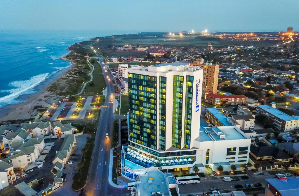 Beach, Radisson Blu Hotel, Port Elizabeth in Port Elizabeth