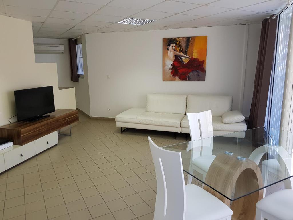 Hello Guyane- Le luxe au coeur de Cayenne, 8