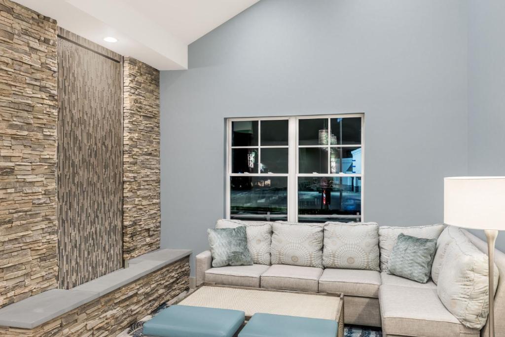 Howard Johnson By Wyndham Middletown Newport Area Photo 5