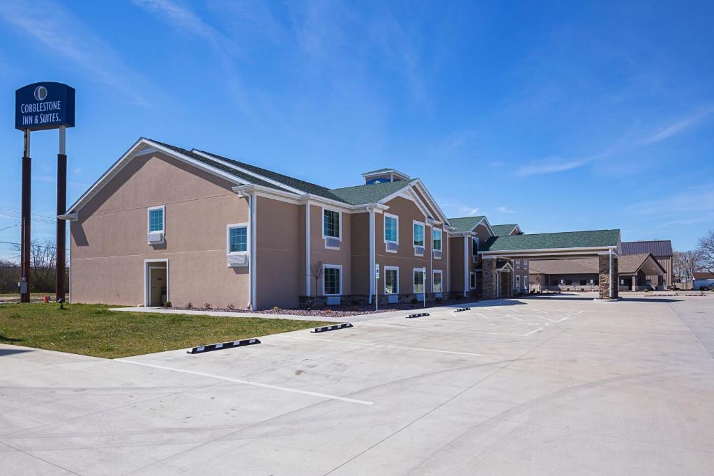 Cobblestone Inn & Suites - Altamont, Altamont