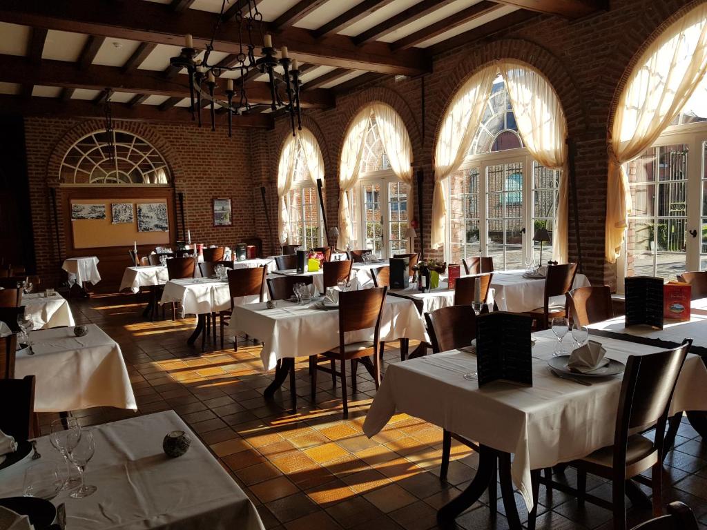 LOGIS - Chateau de la Motte - Hotel & Restaurant
