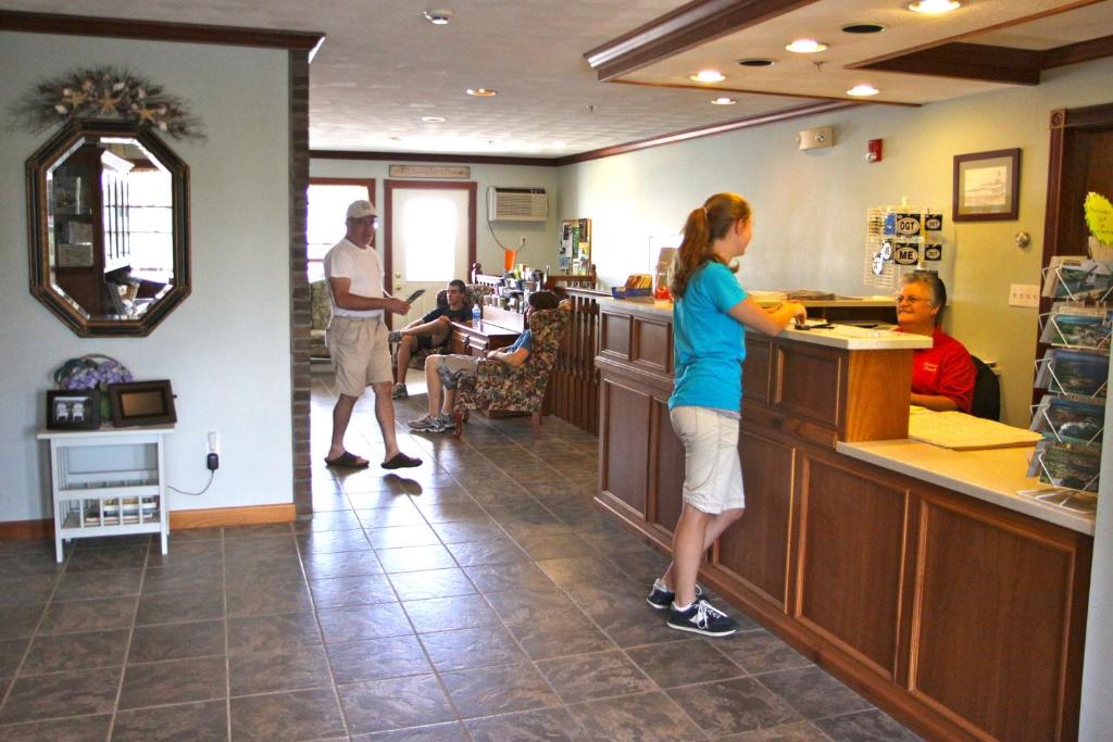 Mariner Resort photo