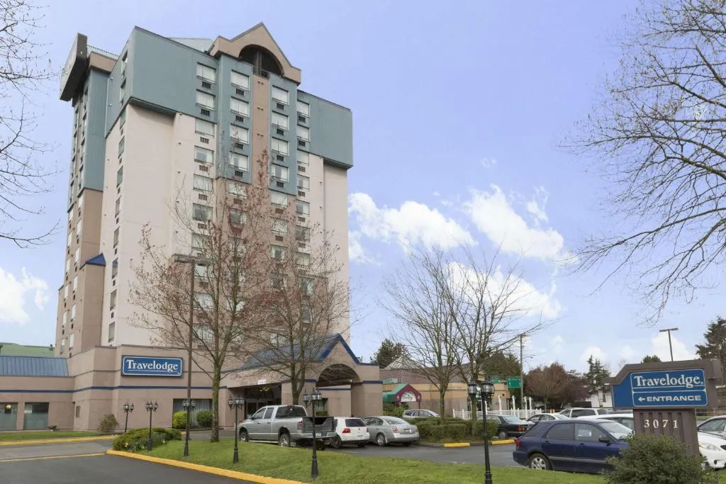 Travelodge Hotel by Wyndham Vancouver Airport，位于里士满的酒店