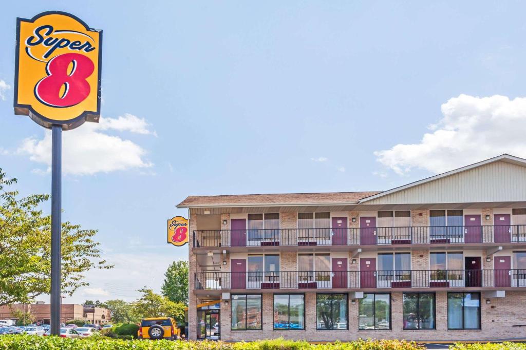 Super 8 by Wyndham Manassas, Manassas