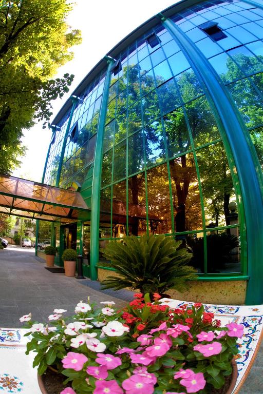 Hotel Michelangelo photo
