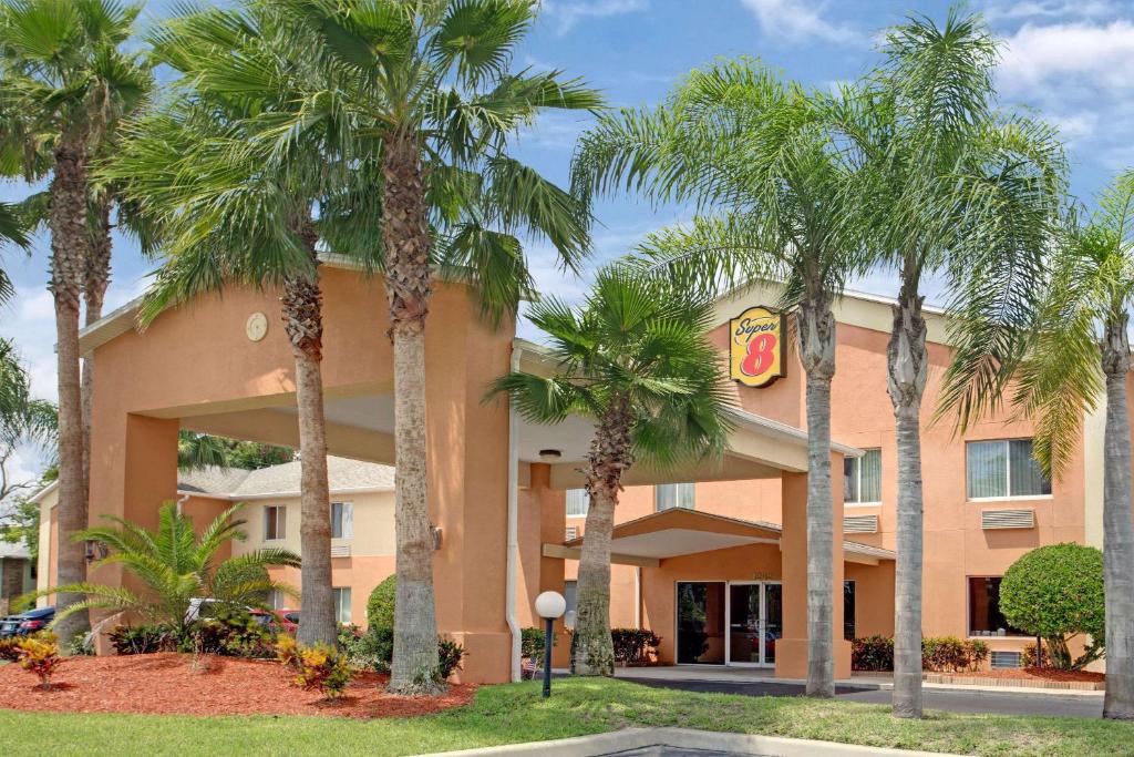 Super 8 by Wyndham Daytona Beach, Daytona Beach