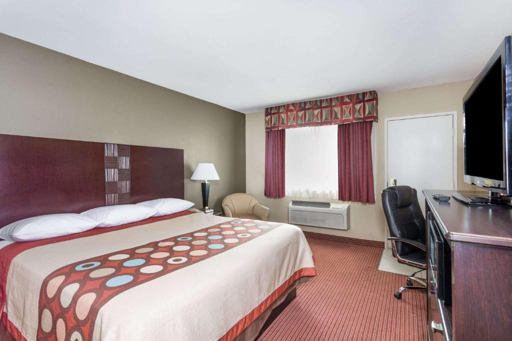 Super 8 By Wyndham Phoenix Downtown Photo 19