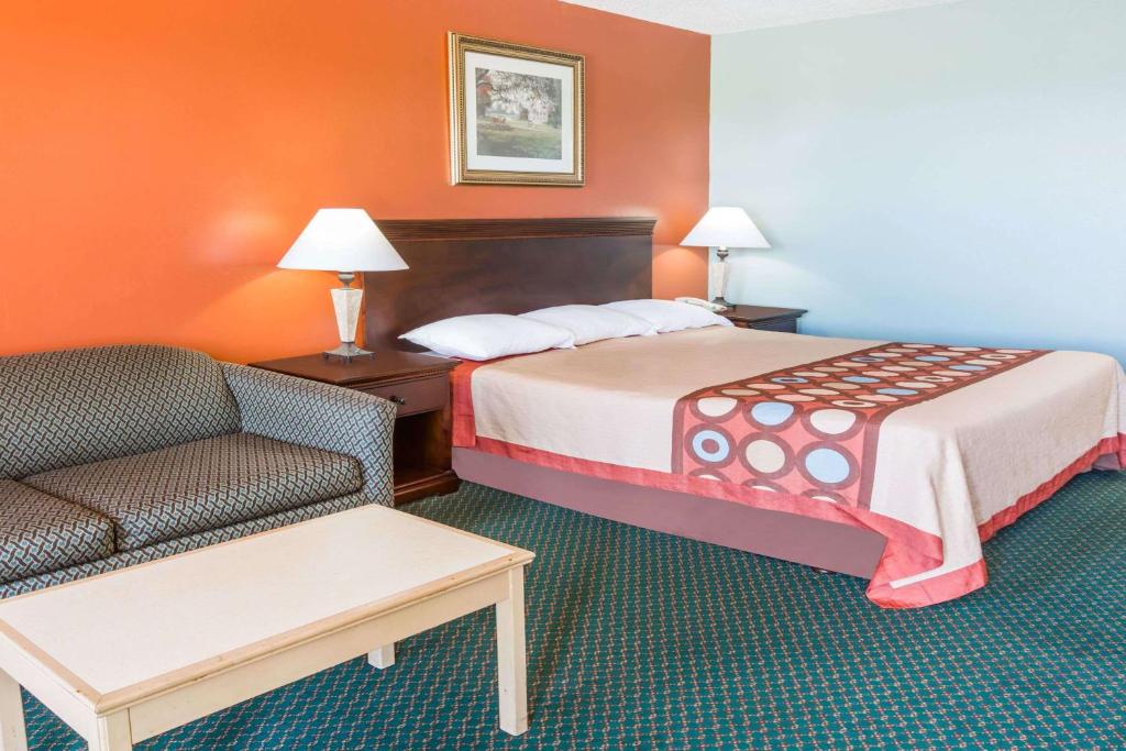 Super 8 By Wyndham Kinder La Photo 7