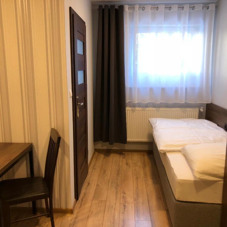 Noclegi Mikołów, Mikolów