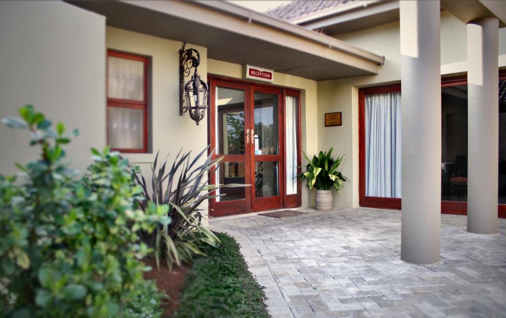 Mondior Manor Guest House photo