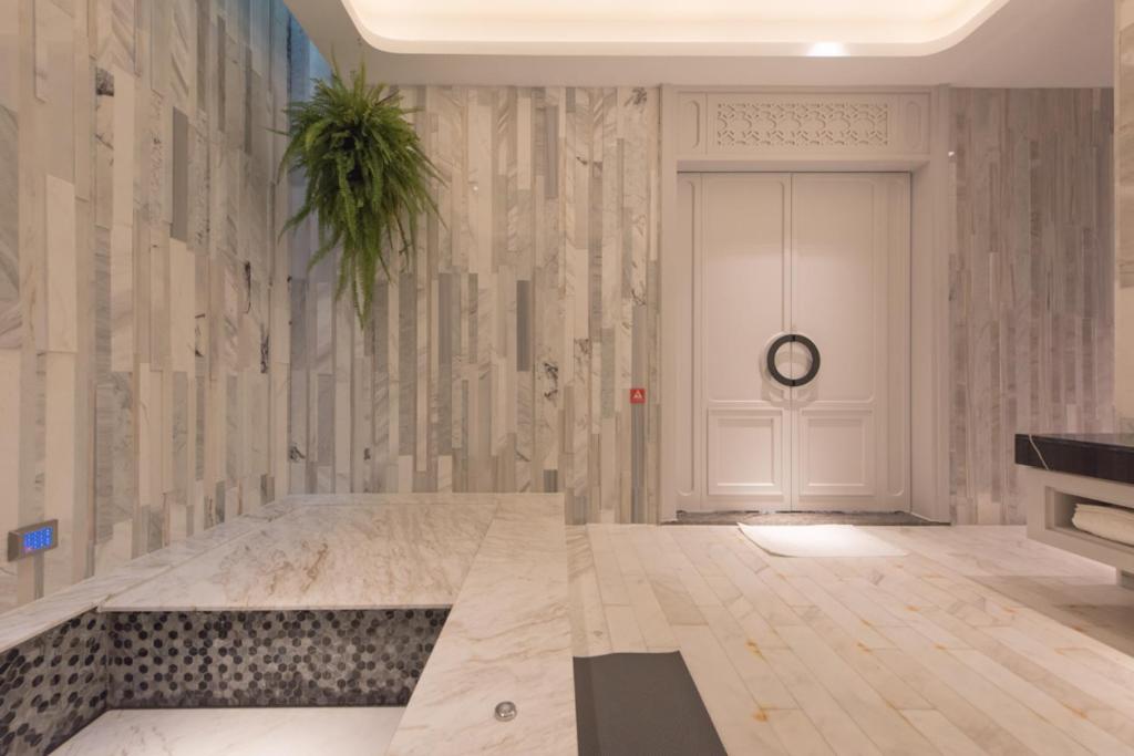 Bathroom, GREEN PALM MOTEL in Changhua