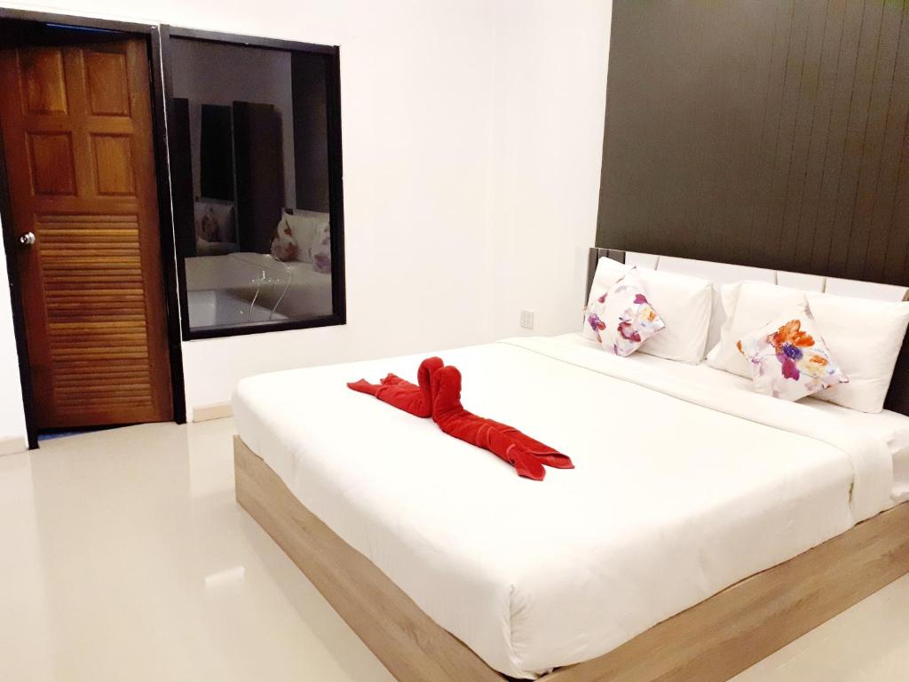 Blue Moon Design House — Hotel in Ko Samet