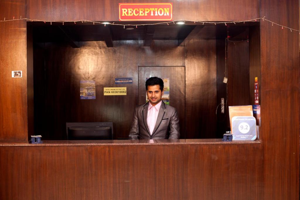 フロント・ロビー