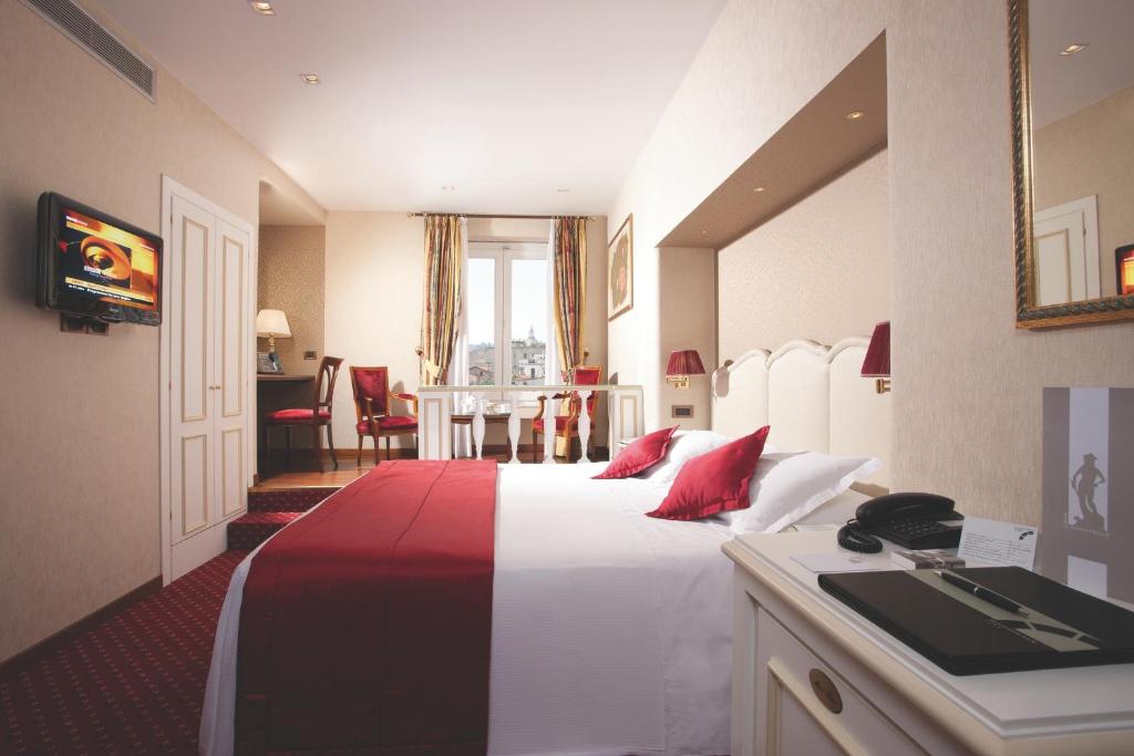 Hotel Nazionale Rome Photo 16