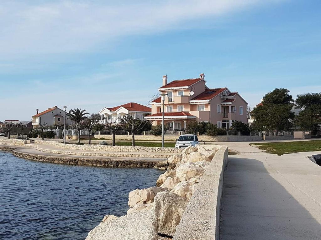 Apartmani Lorena, Privlaka