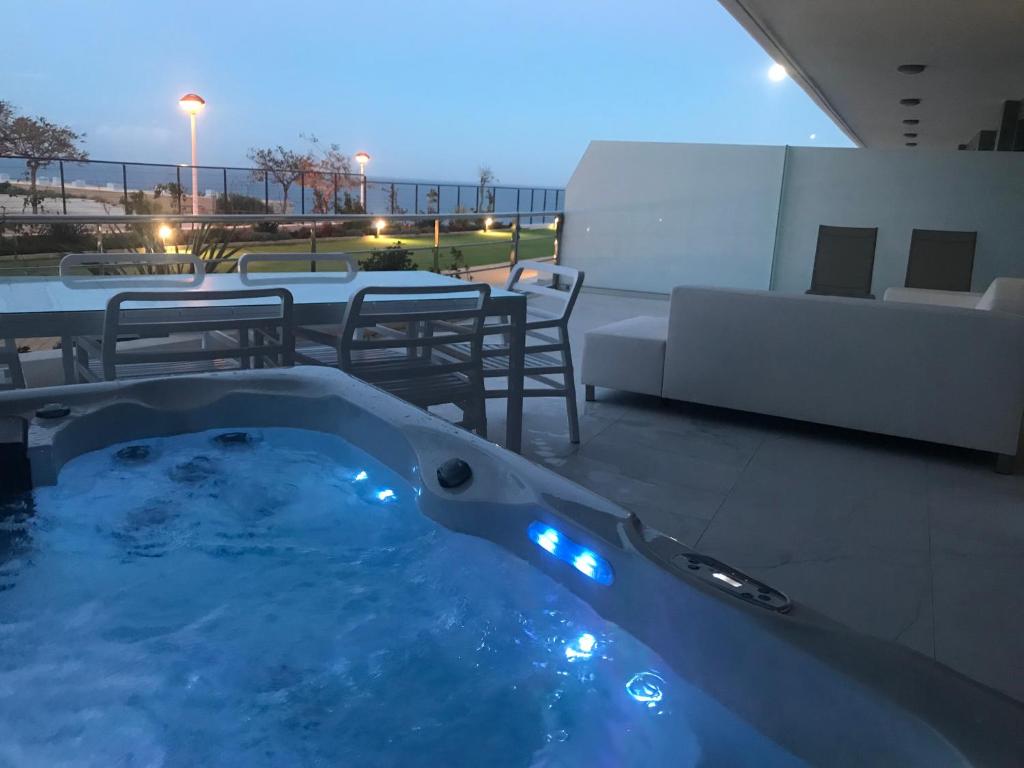 Infinity View Paradise Apartment photo