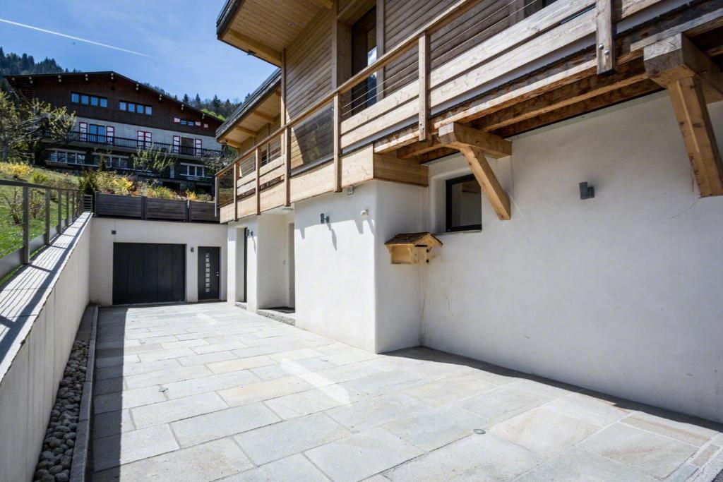 Chalet Base Camp - 4