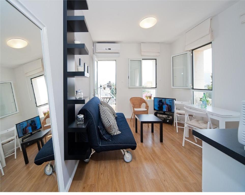 Sea N' Rent - Ben Yehuda 118 photo