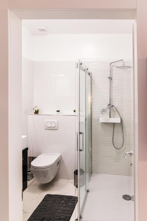 L&L apartments photo