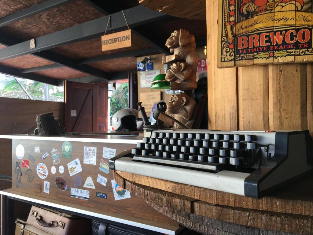 El Camino Hostel & Pub photo