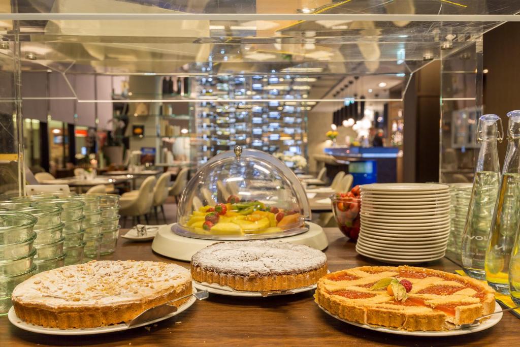 Novotel Lugano Paradiso Photo 12