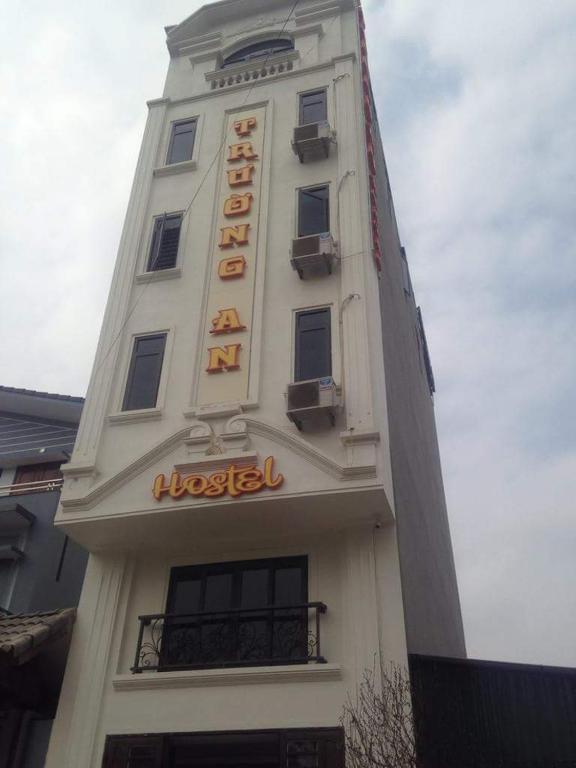 Truong An Hostel