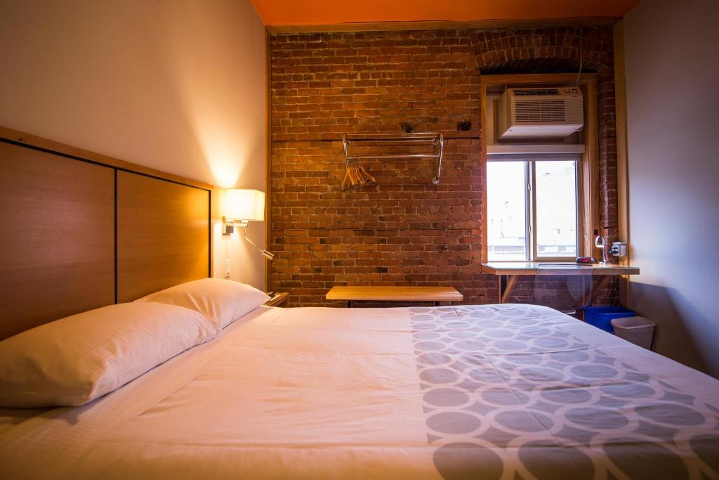 Adventure Hotel photo