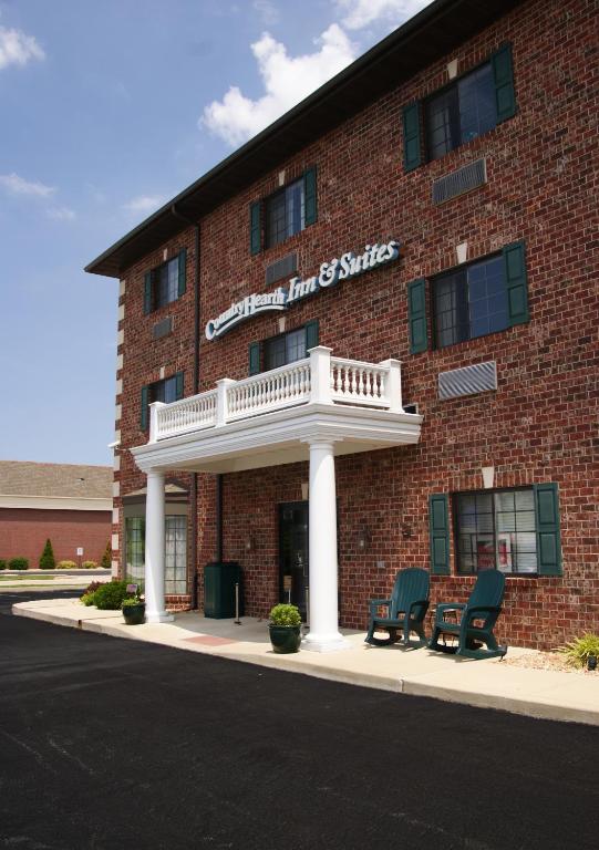 Country Hearth Inn & Suites Edwardsville St. Louis Photo 1