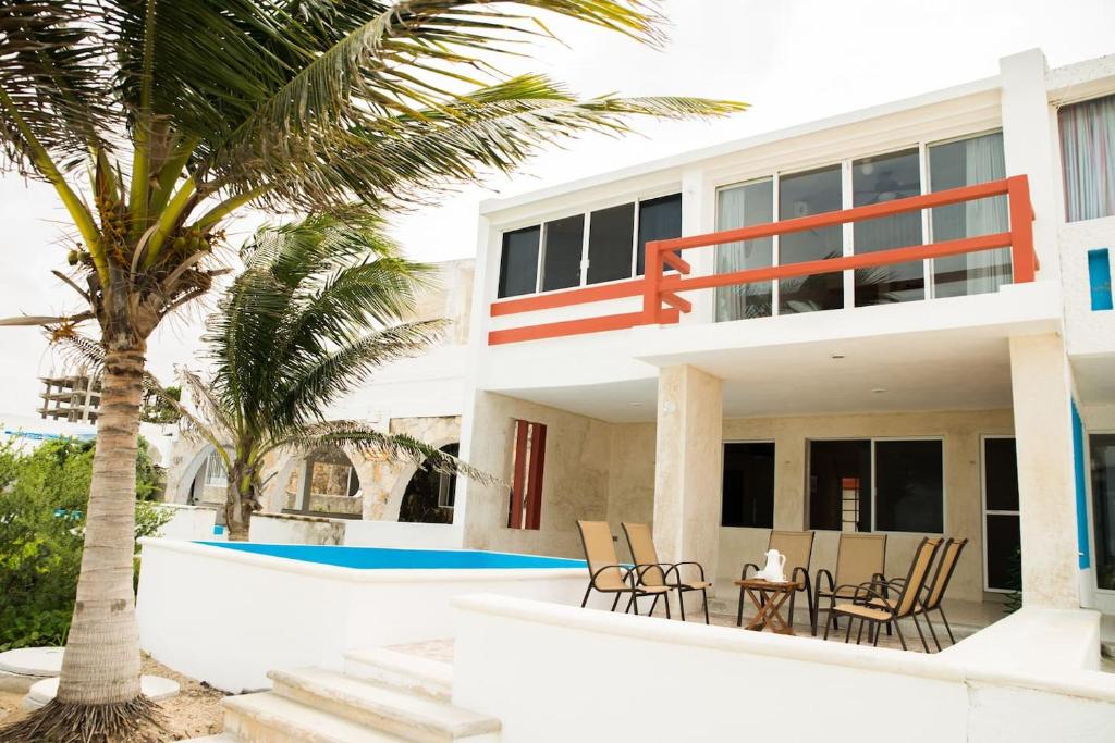 Beautiful beach house! in Chicxulub, Mexico reviews, prices