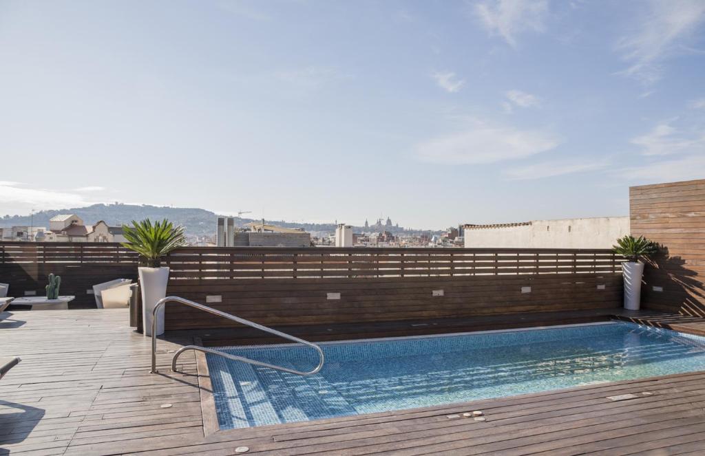 Piscină