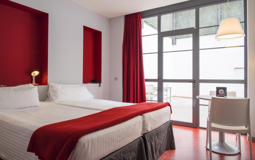 Ciutat Vella — Hotel rooms in Barcelona, Catalonia